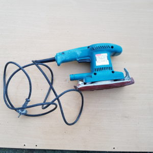 MAKITA BO3700 - Ponceuse vibrante