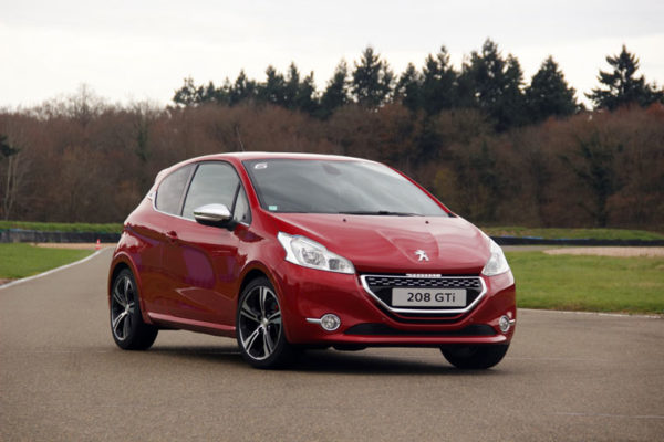 Optique de phare VALEO 045161 neuf Peugeot 208 GTI droit